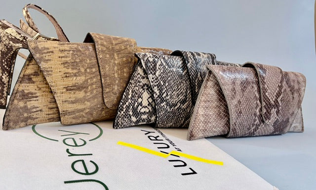 JereyO. Unique Snake Print Wrap Clutch Bag