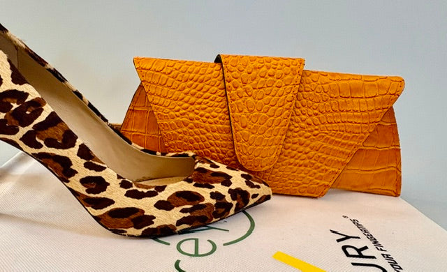 JereyO. Wrap Clutch Unique Full Grain Leather